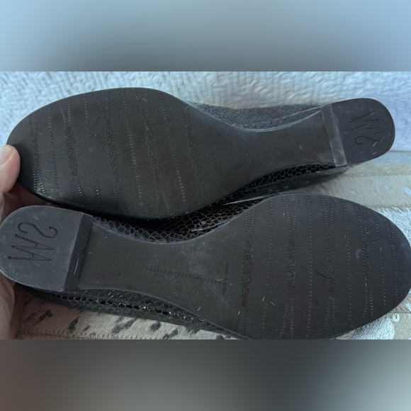 Stuart Weitzman Croc-Embossed Wedge Pumps – Brown | Women’s 8.5 - Picture 6 of 8